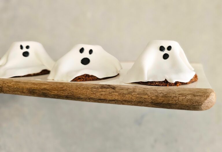 halloween ghost cookies